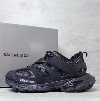 Balanciaga Track(Without Leds)$650